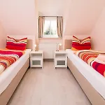 D1 - Haus Duenenpark Koenigsberger Allee 12 - Feriendomizil Hollich Apartament